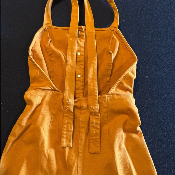 Sage Women's Mustard Button-Front Jumpsuit Sz XS - Picture 8 of 14